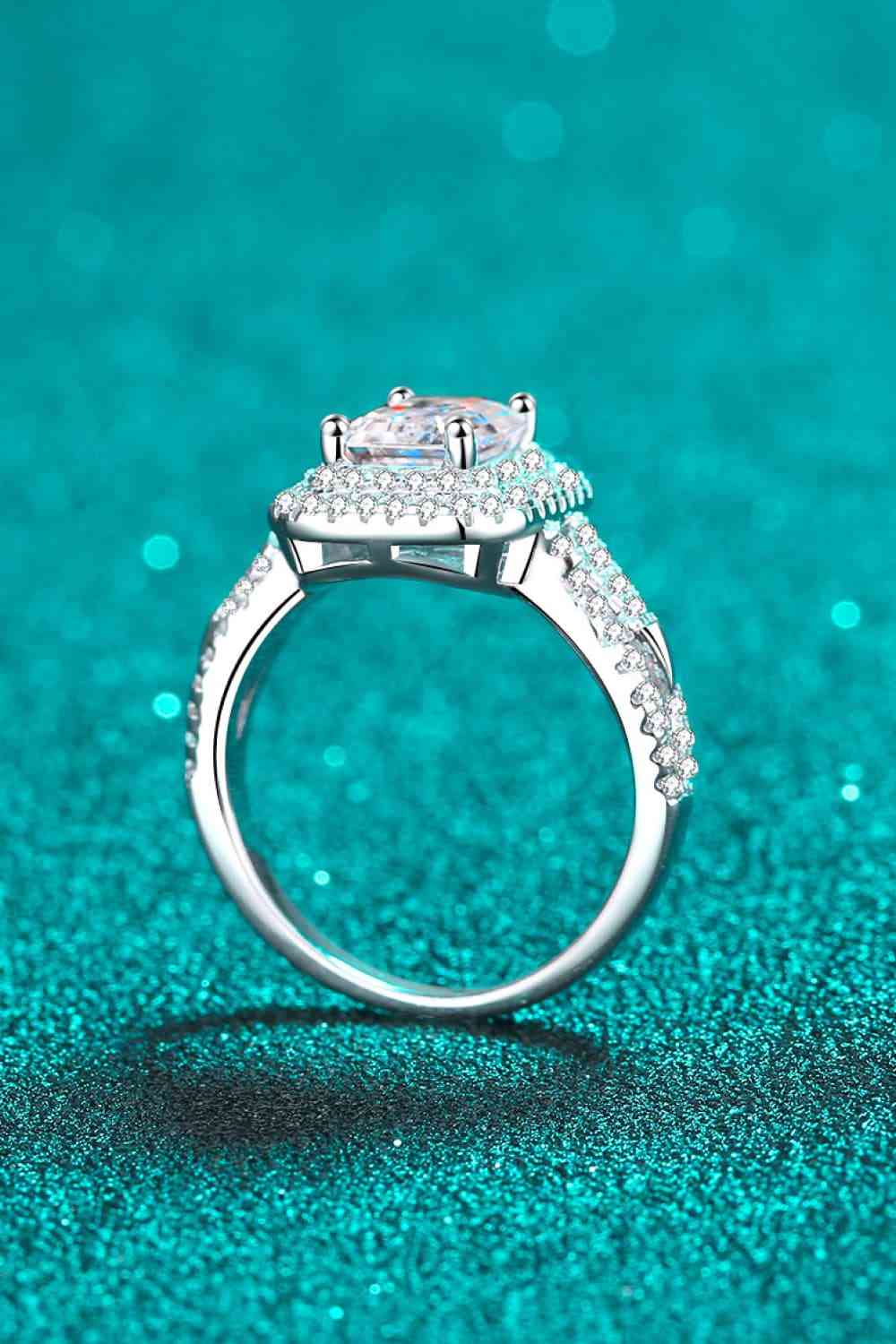 2 Carat Moissanite Ring