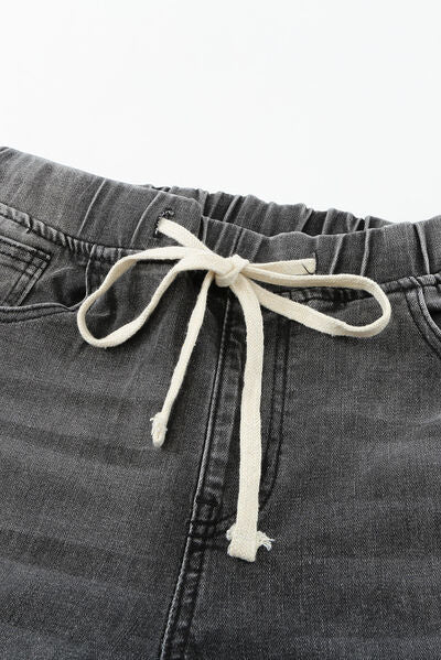 Distressed Raw Hem Jeans with Pockets