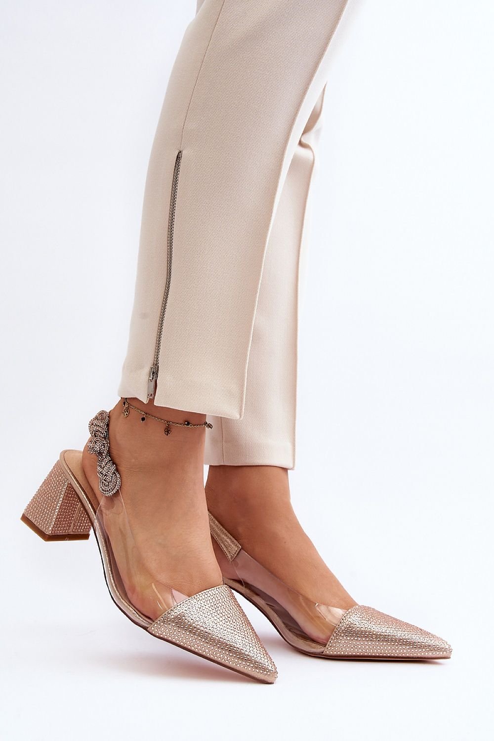 Block heel pumps Step in style