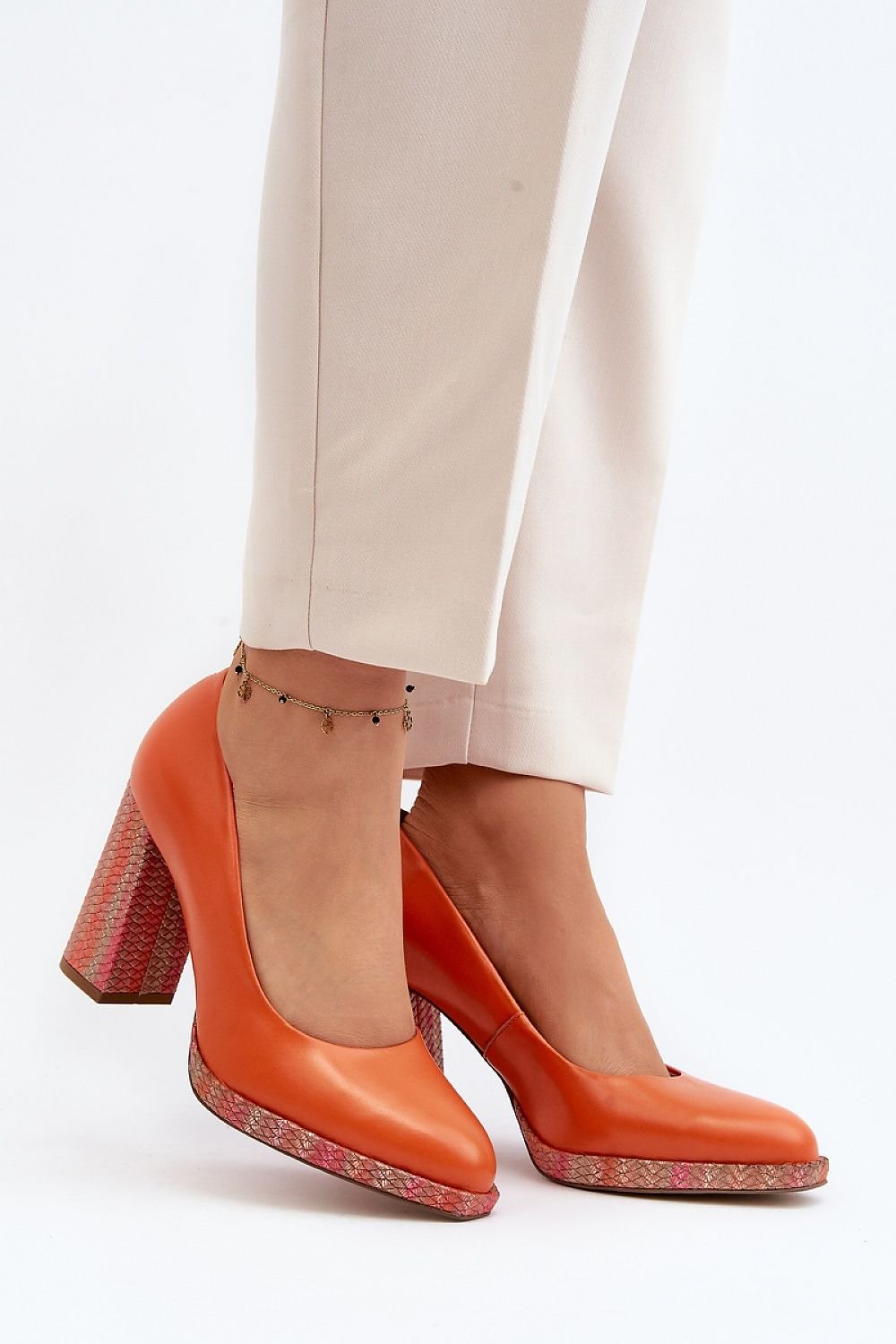 Block heel pumps Step in style