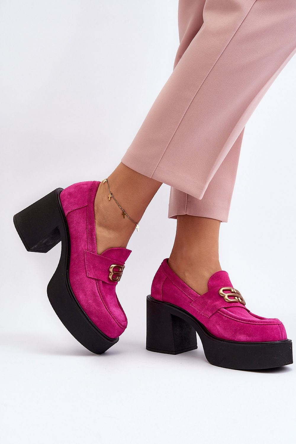 Heeled low shoes Step in style