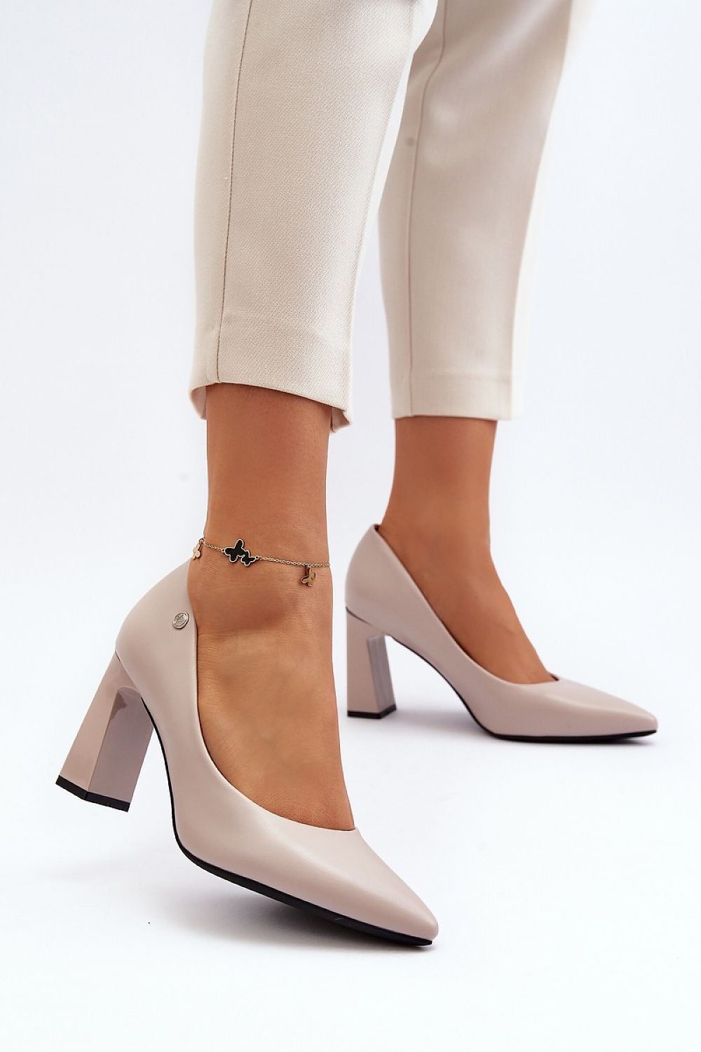 Block heel pumps Step in style