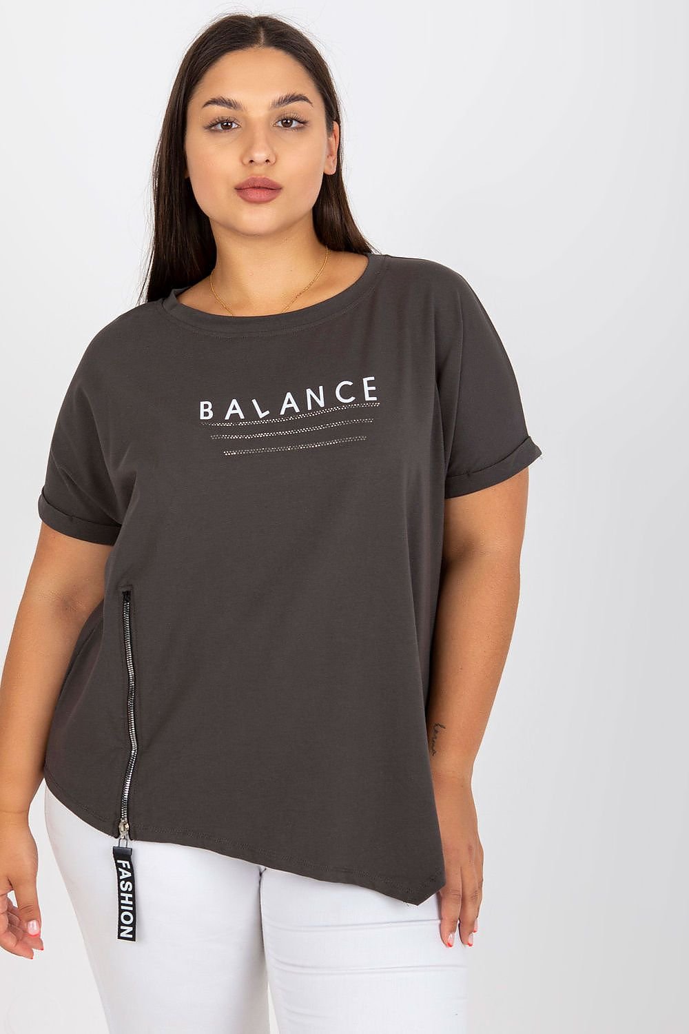 Plus size T-shirt Relevance