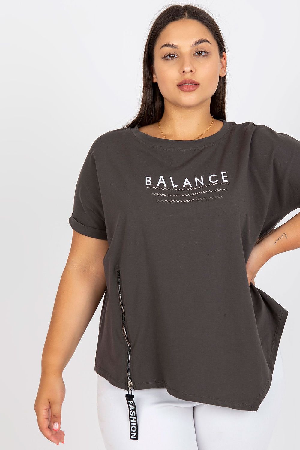 Plus size T-shirt Relevance