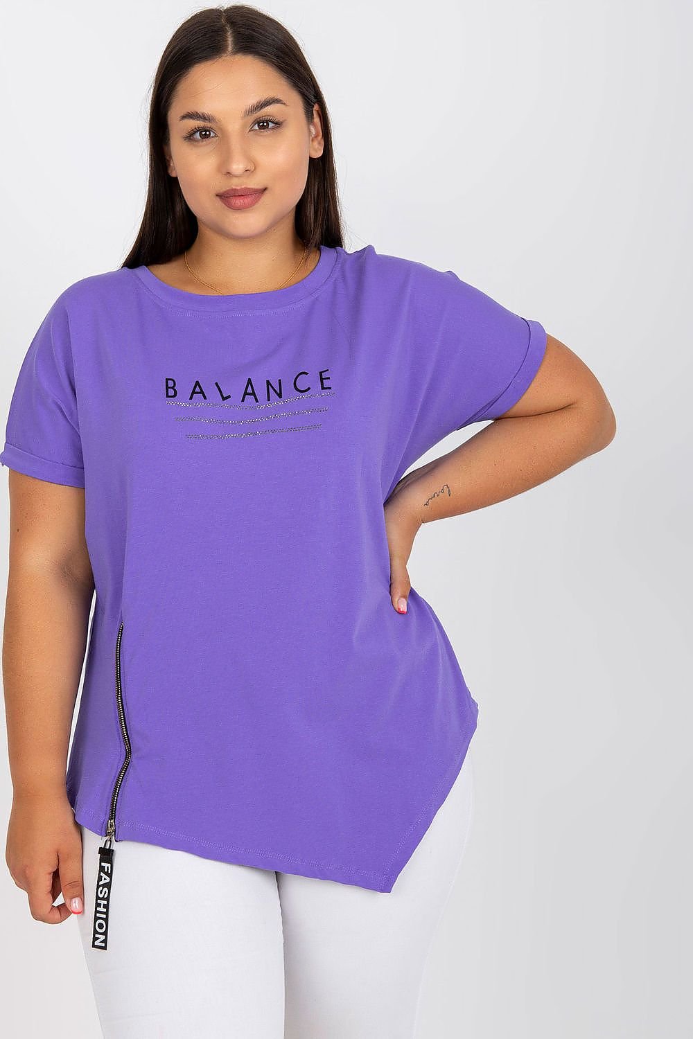 Plus size T-shirt Relevance